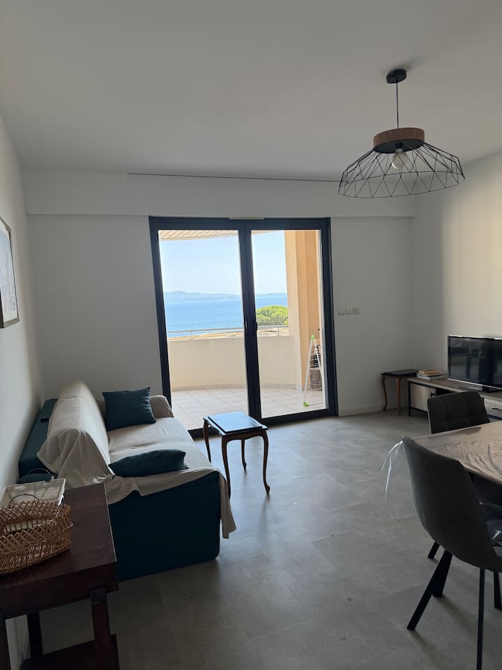 T2 dans résidence calme avec vue mer et parking ! - 4